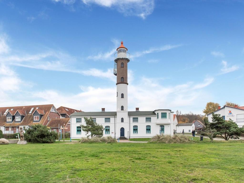 Holiday Flat With Garden In Wismar Exterior photo